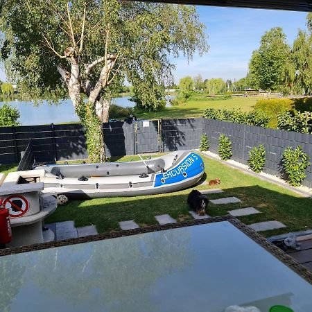 Ferienhaus Am See Hungen ภายนอก รูปภาพ