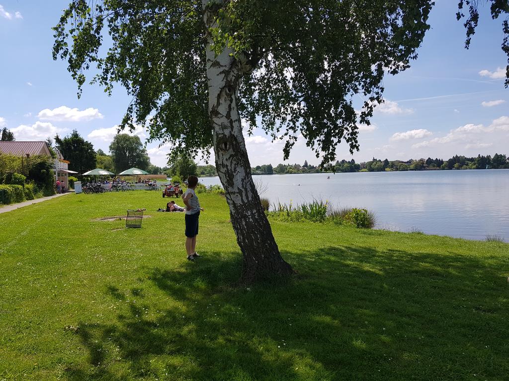 Ferienhaus Am See Hungen ภายนอก รูปภาพ